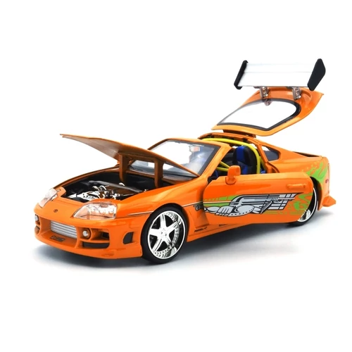 Toyota Supra 1:24 "Halálos Iramban-Brian Figurával"