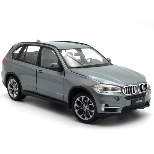 BMW X5 1:24 Modell Autó