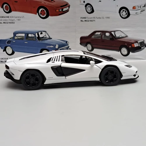 Lamborghini Countach LPI 800-4