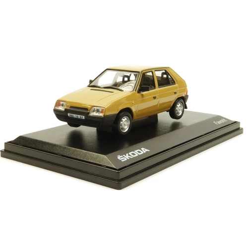 Skoda Favorit 136L 1988 1:43 Makettautó