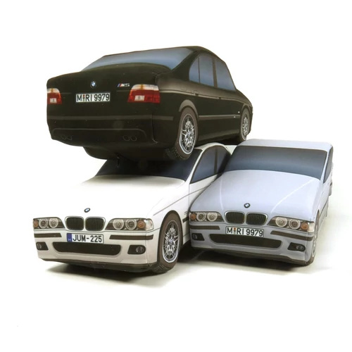 Plüss BMW M5 (E39)