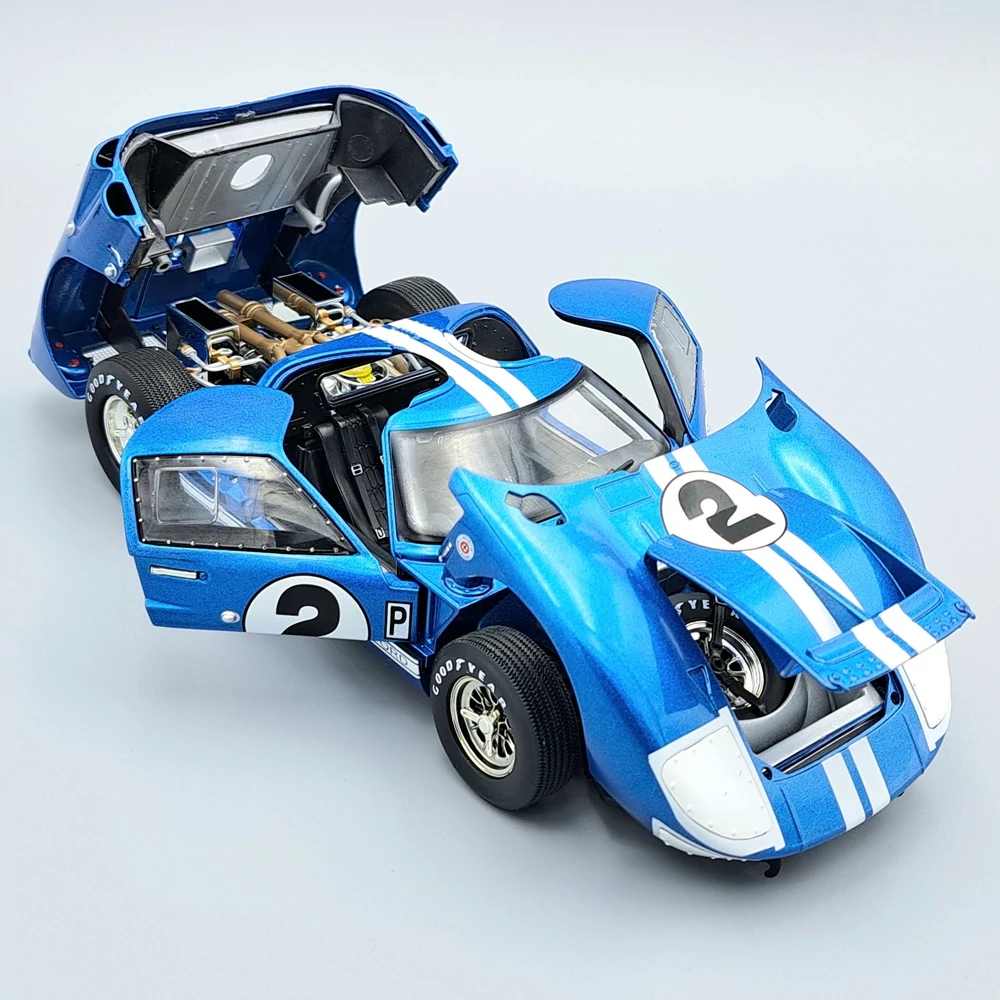 Ford GT40 MK II 1966 1:18 modell autó Shelby kollekció