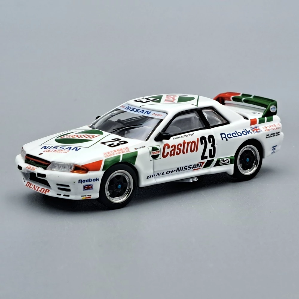 Nissan Skyline GT-R R32 1:64 MiniGT 592 – gyűjtői modell